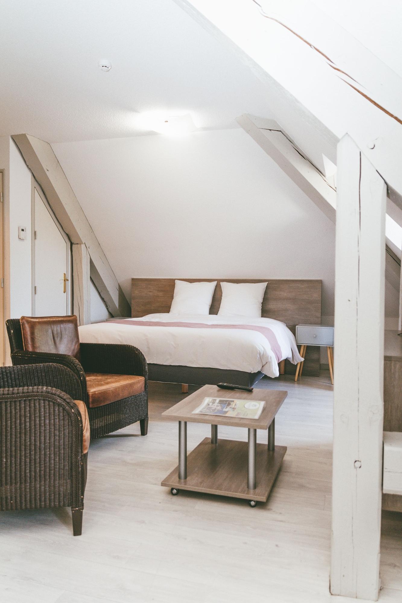 Terres De France - Appart'Hotel Le Splendid Allevard Kültér fotó