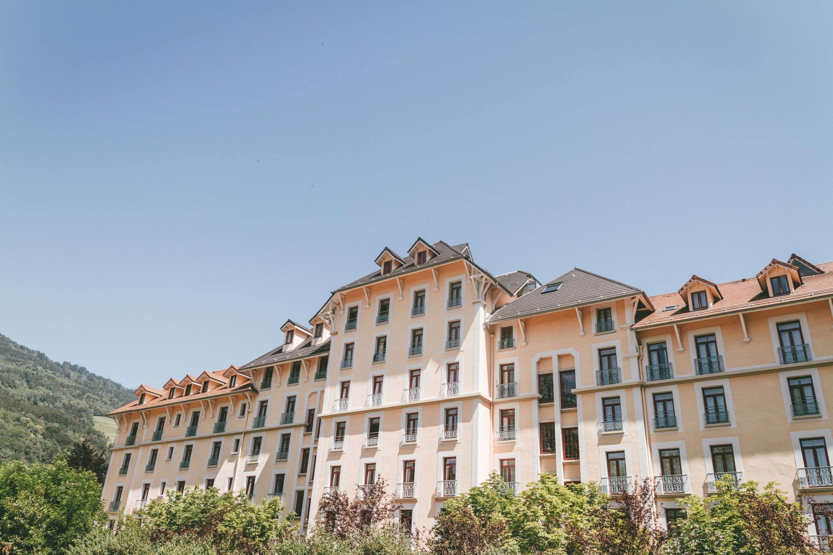 Terres De France - Appart'Hotel Le Splendid Allevard Kültér fotó