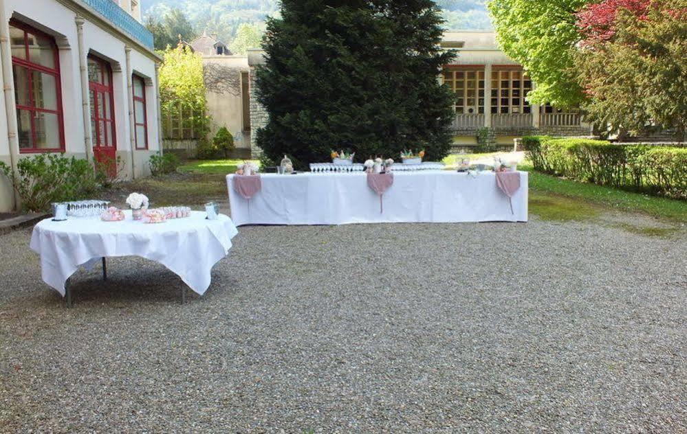 Terres De France - Appart'Hotel Le Splendid Allevard Kültér fotó